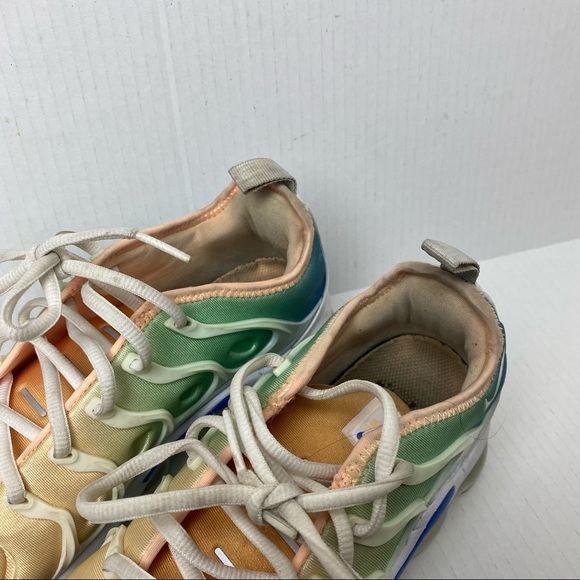 Nike Womens Vapormax Plus White Light Menta White AO4550 100 Sz 7.5 - Picture 4 of 16